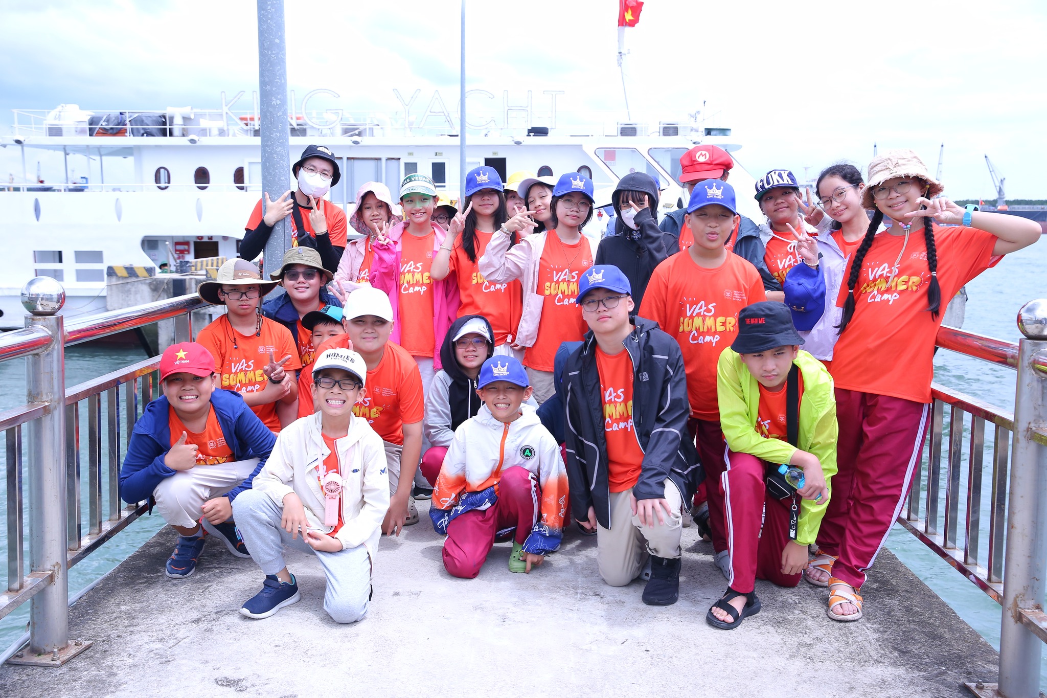 tour học sinh du thuyền king yacht